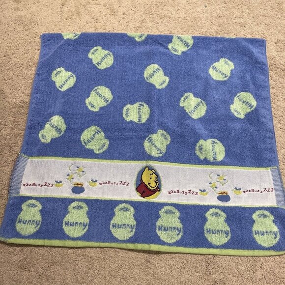 Vintage Disney Winnie the Pooh Bath Beach Towel 50x27” Blue Honey Pots & Bees - Picture 2 of 8